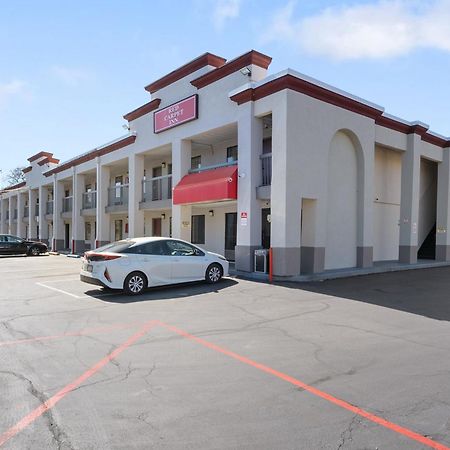 Red Carpet Inn Philadelphia Airport Lester Exterior photo