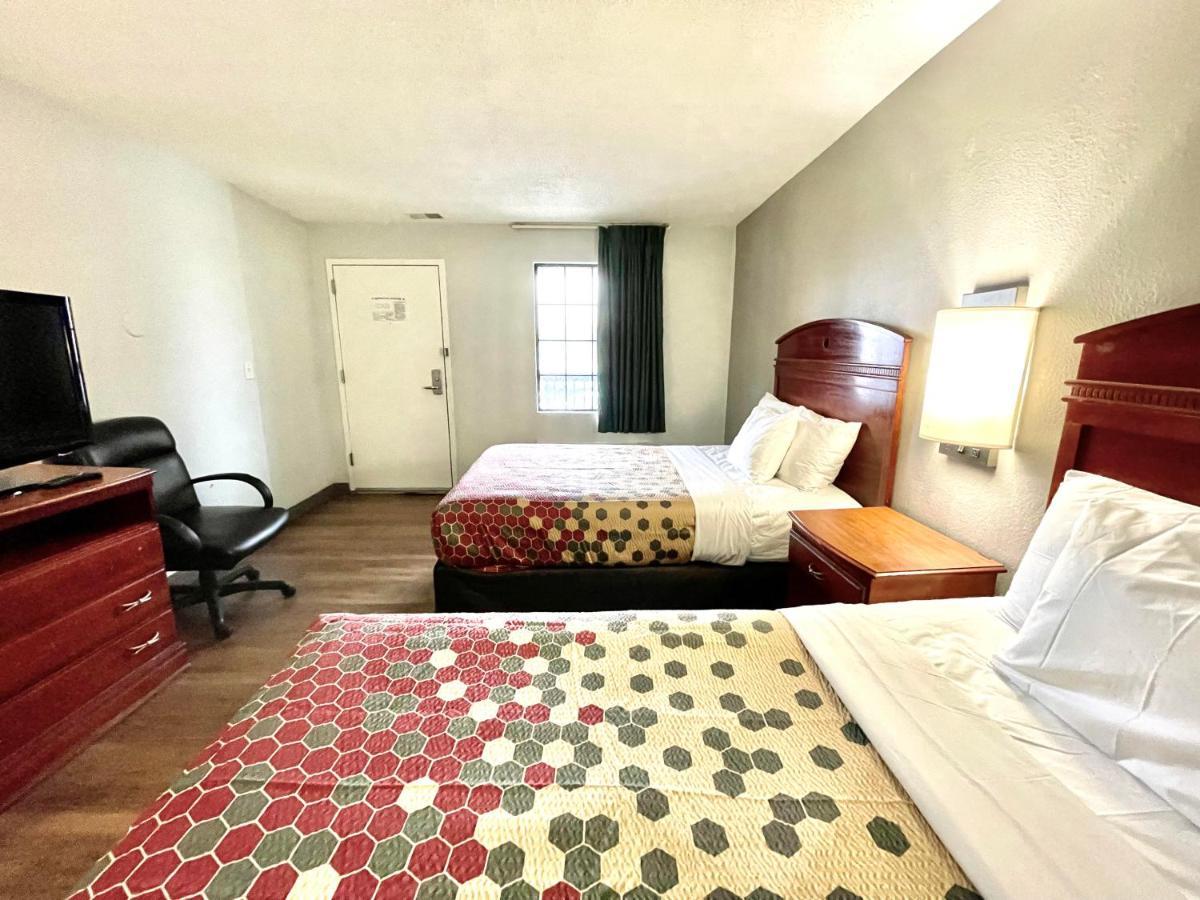 Red Carpet Inn Philadelphia Airport Lester Exterior photo