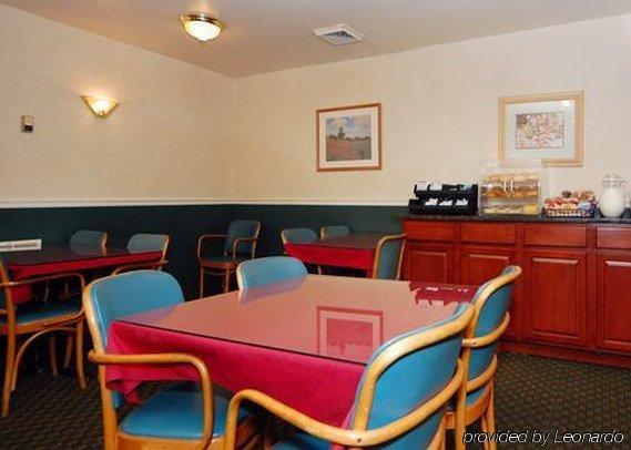 Red Carpet Inn Philadelphia Airport Lester Restaurant photo