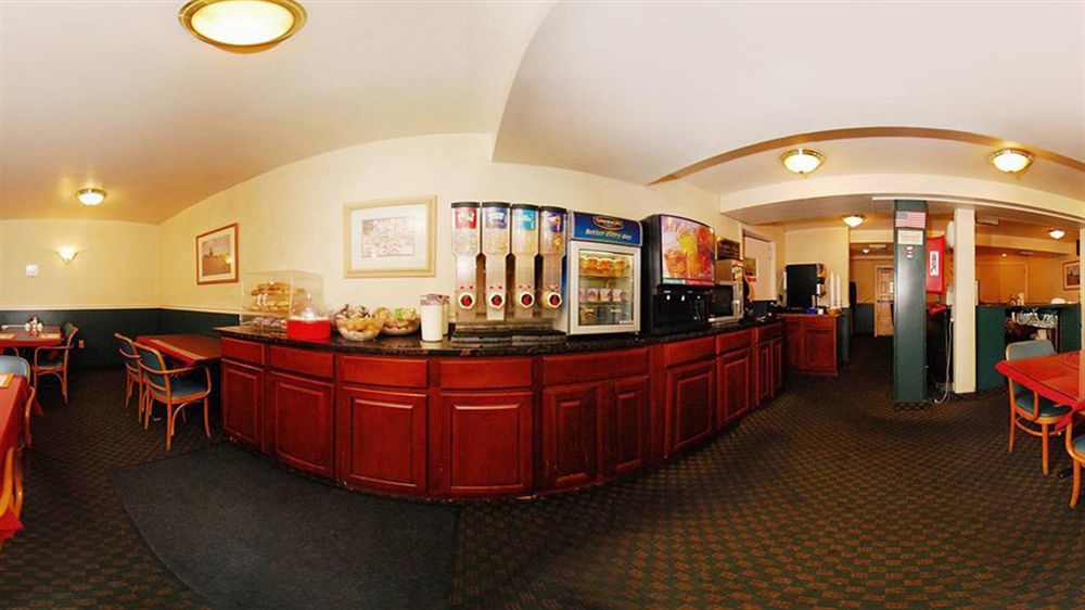 Red Carpet Inn Philadelphia Airport Lester Exterior photo